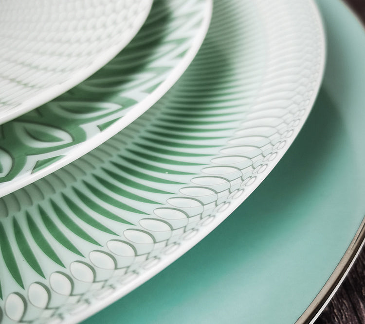 Verte 16-Piece Fine China Plate Set Serves 4