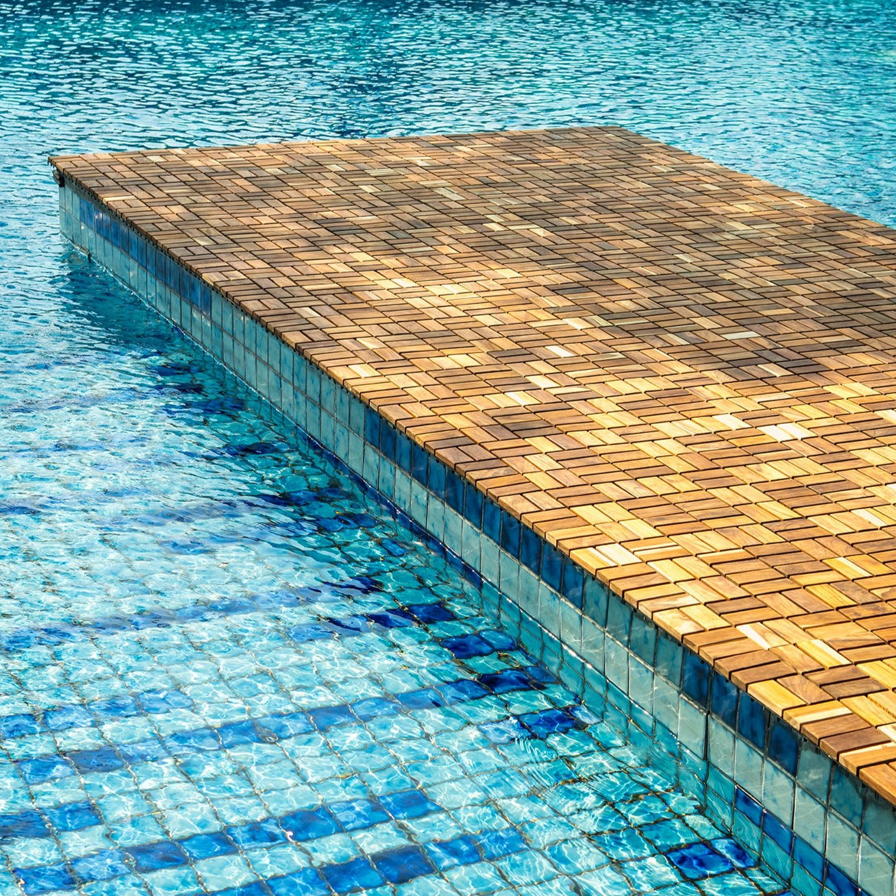 Calgary Oiled Teak Outdoor Interlocking Tiles, 18 Slat (10 sq ft)