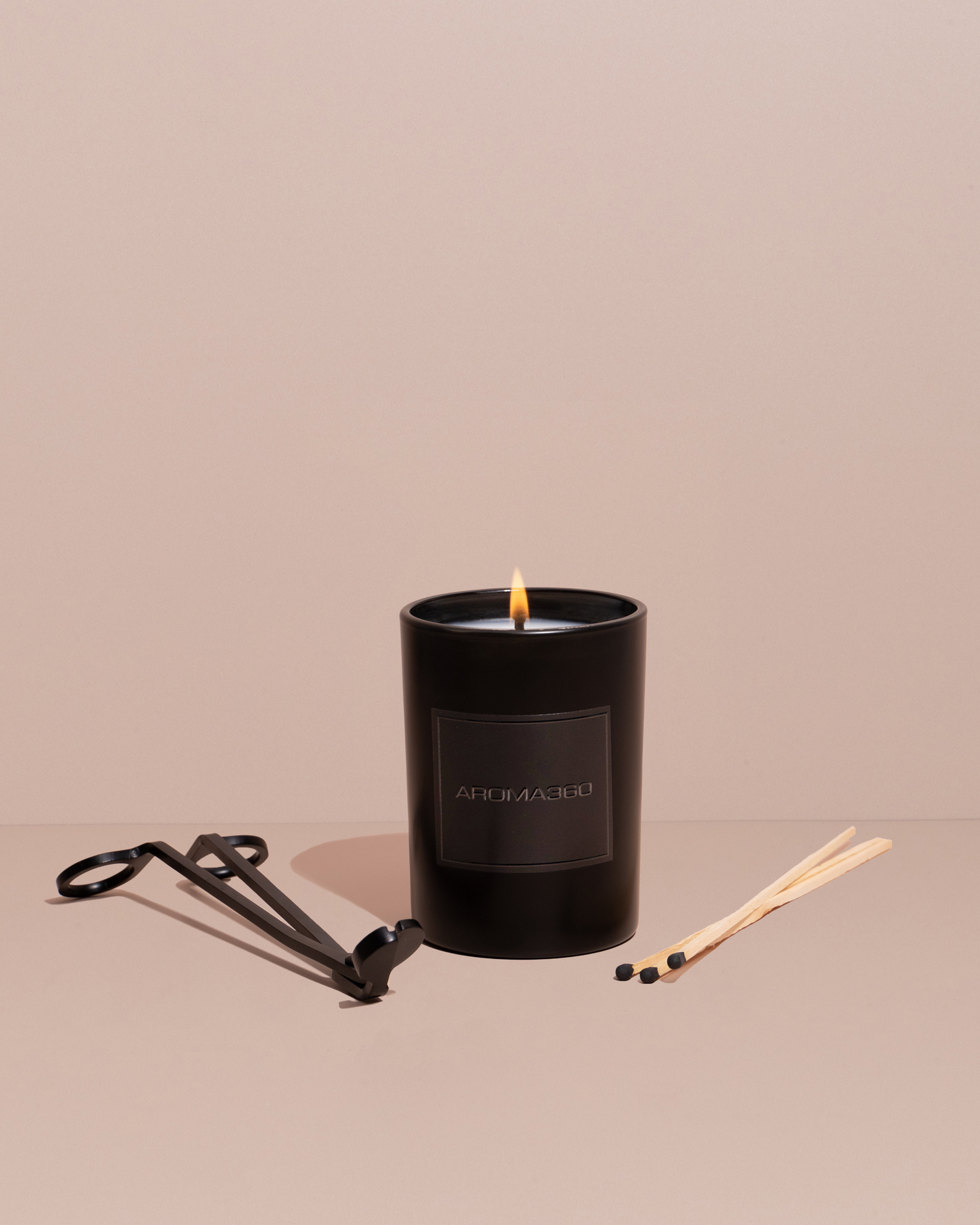 Midnight in Paris Single-Wick Candle