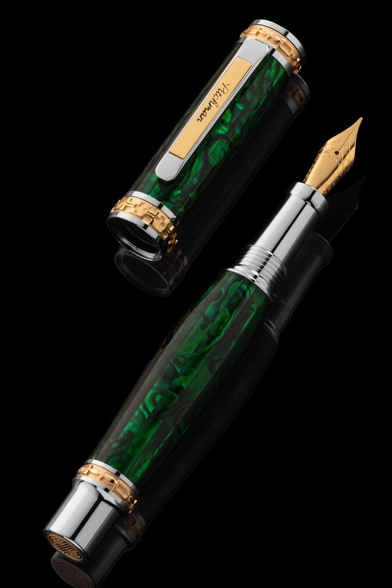 Closer Emerald Abalone Shell Fountain Pen