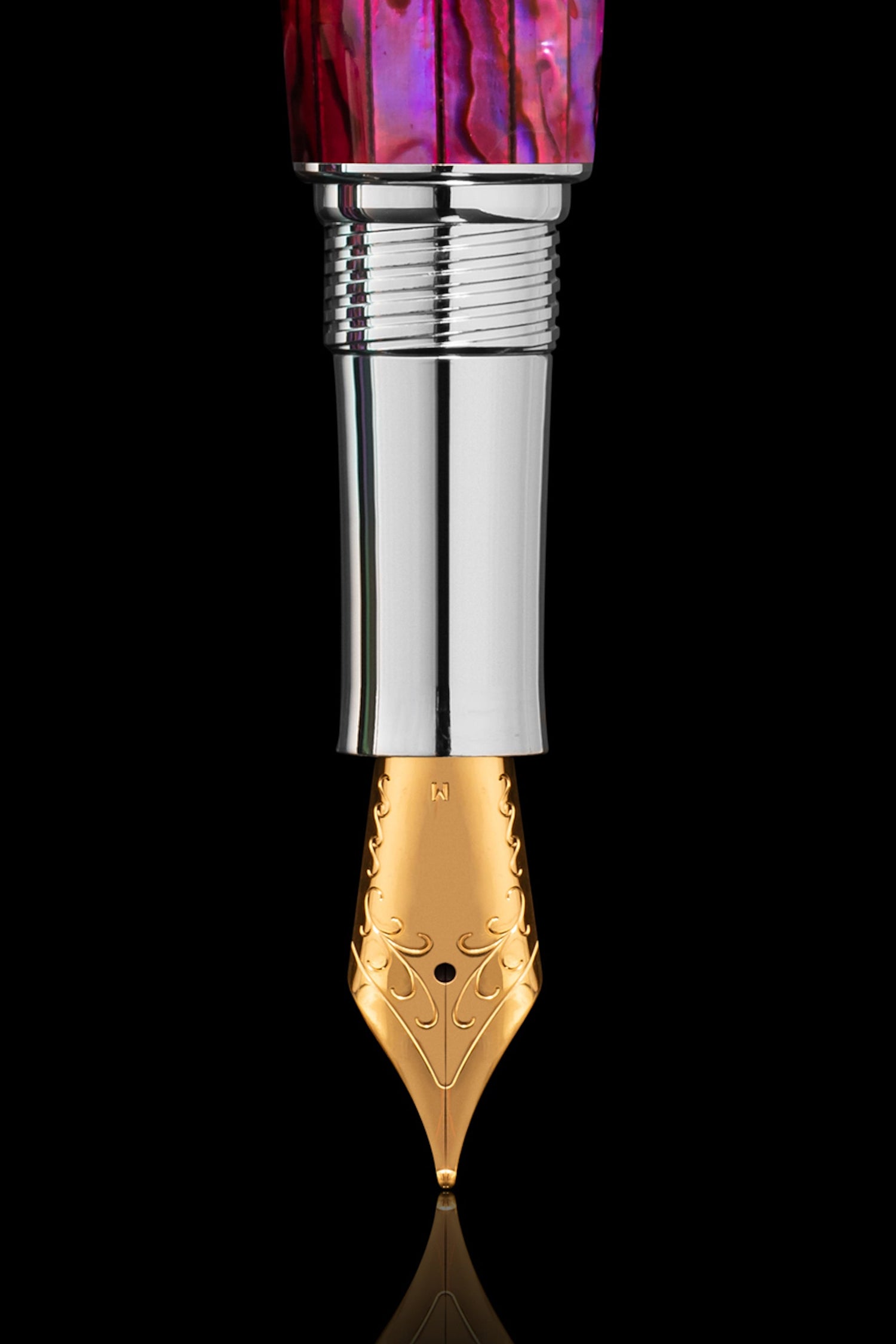 Closer LUXE Pink Abalone Shell Fountain Pen