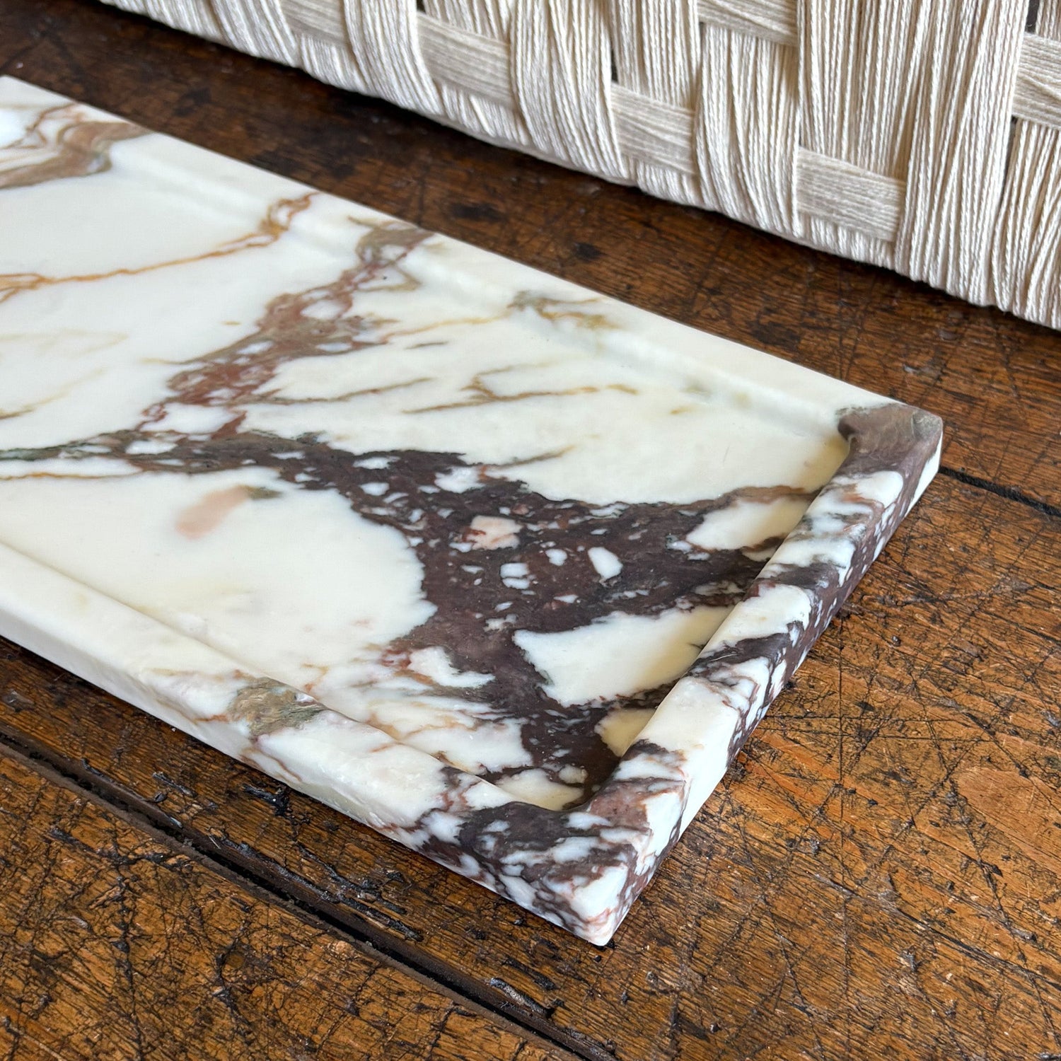 Calacatta Viola Marble Tray