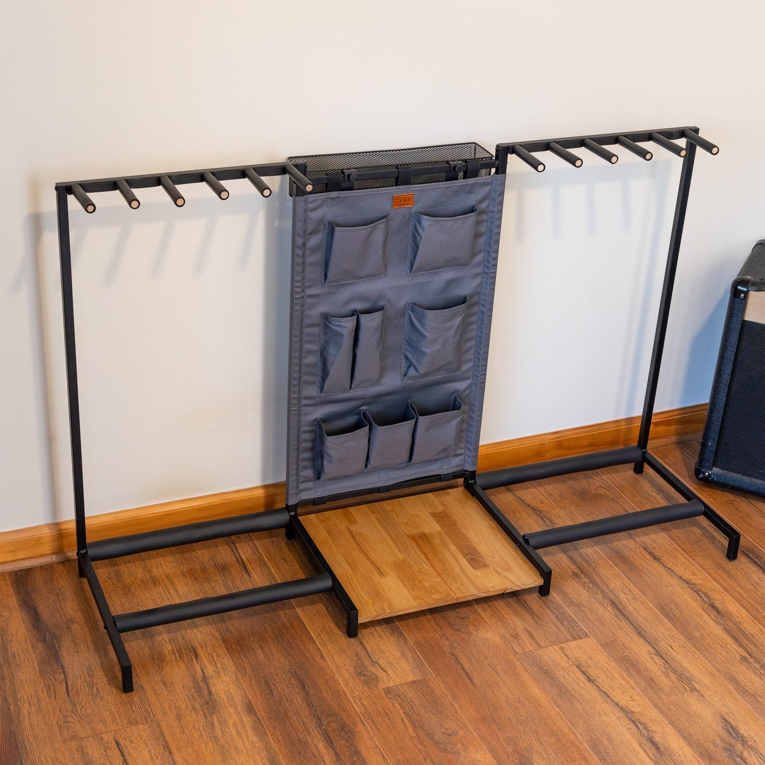 The Headliner 10-Slot Guitar Rack | Gray