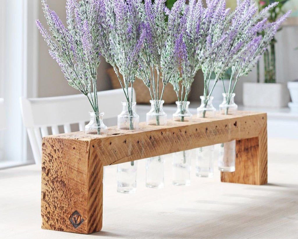 Rustic Floral Décor: Single Vase