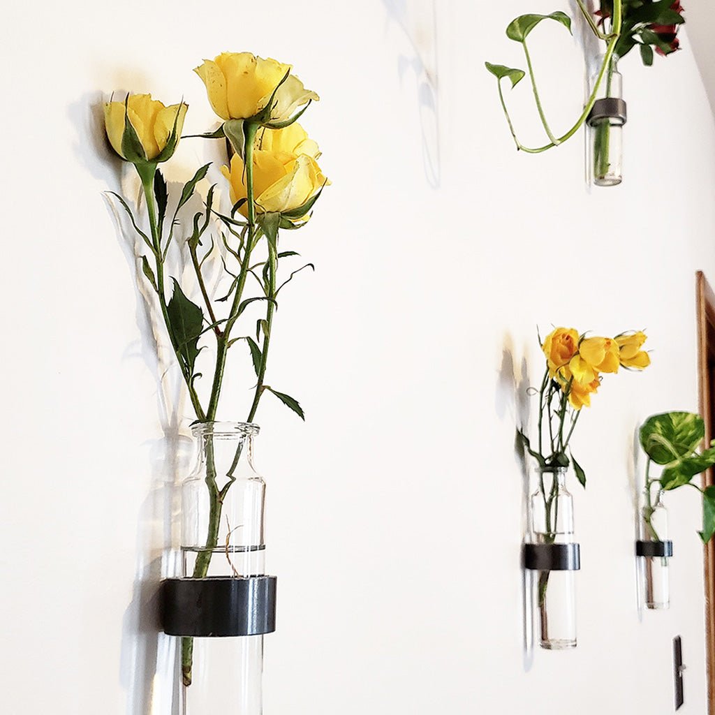 Minimal Wall Vase: Steel Ring