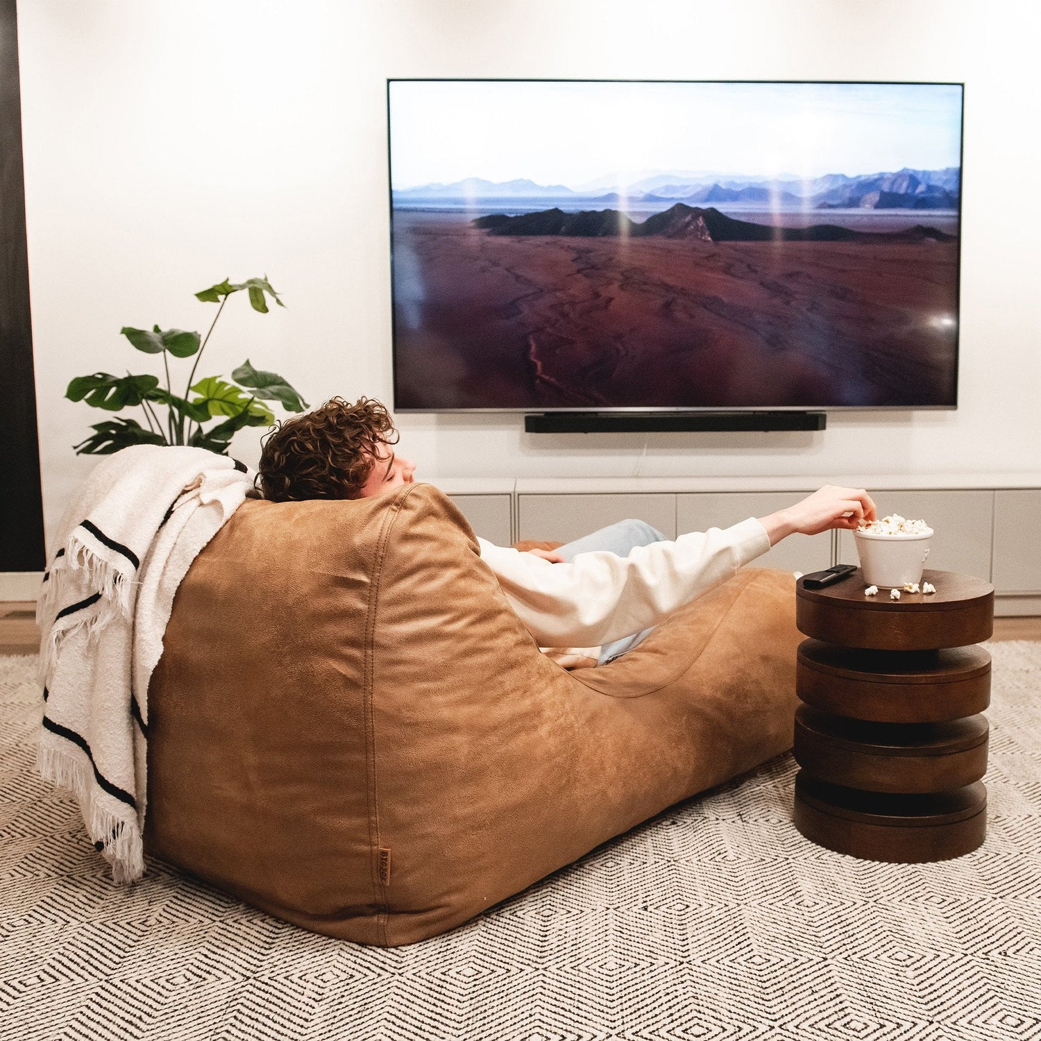 Delmont Chaise Lounger