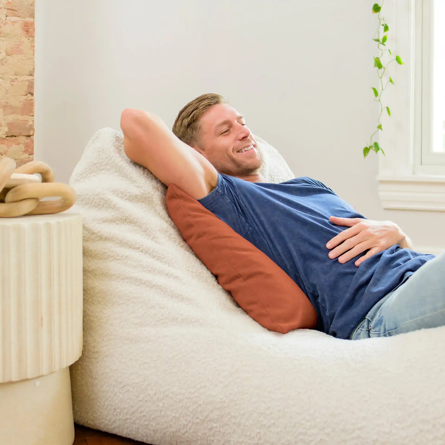 Delmont Chaise Lounger