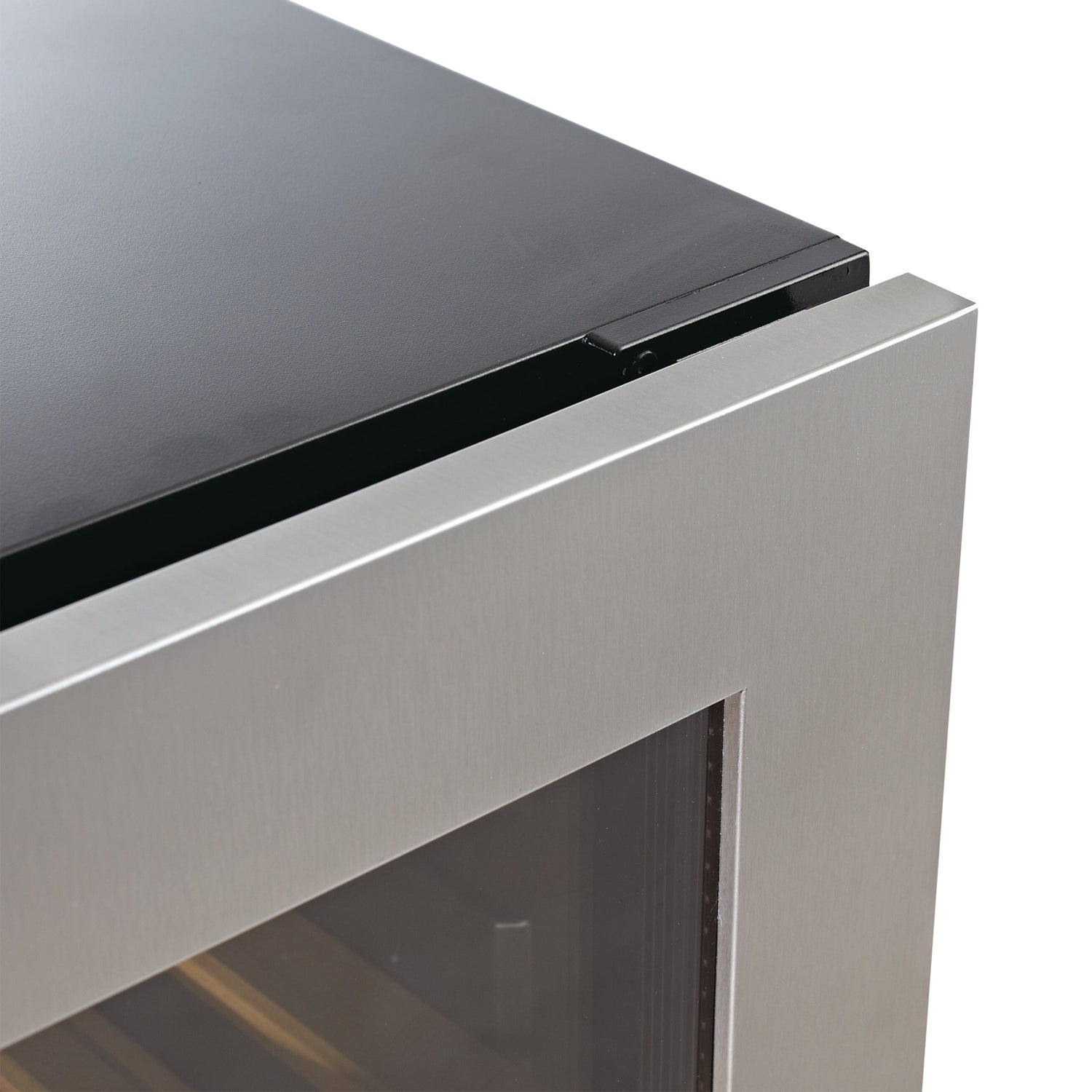 23.5-inch-wide Large Beverage Refrigerator with Low-E Glass Door