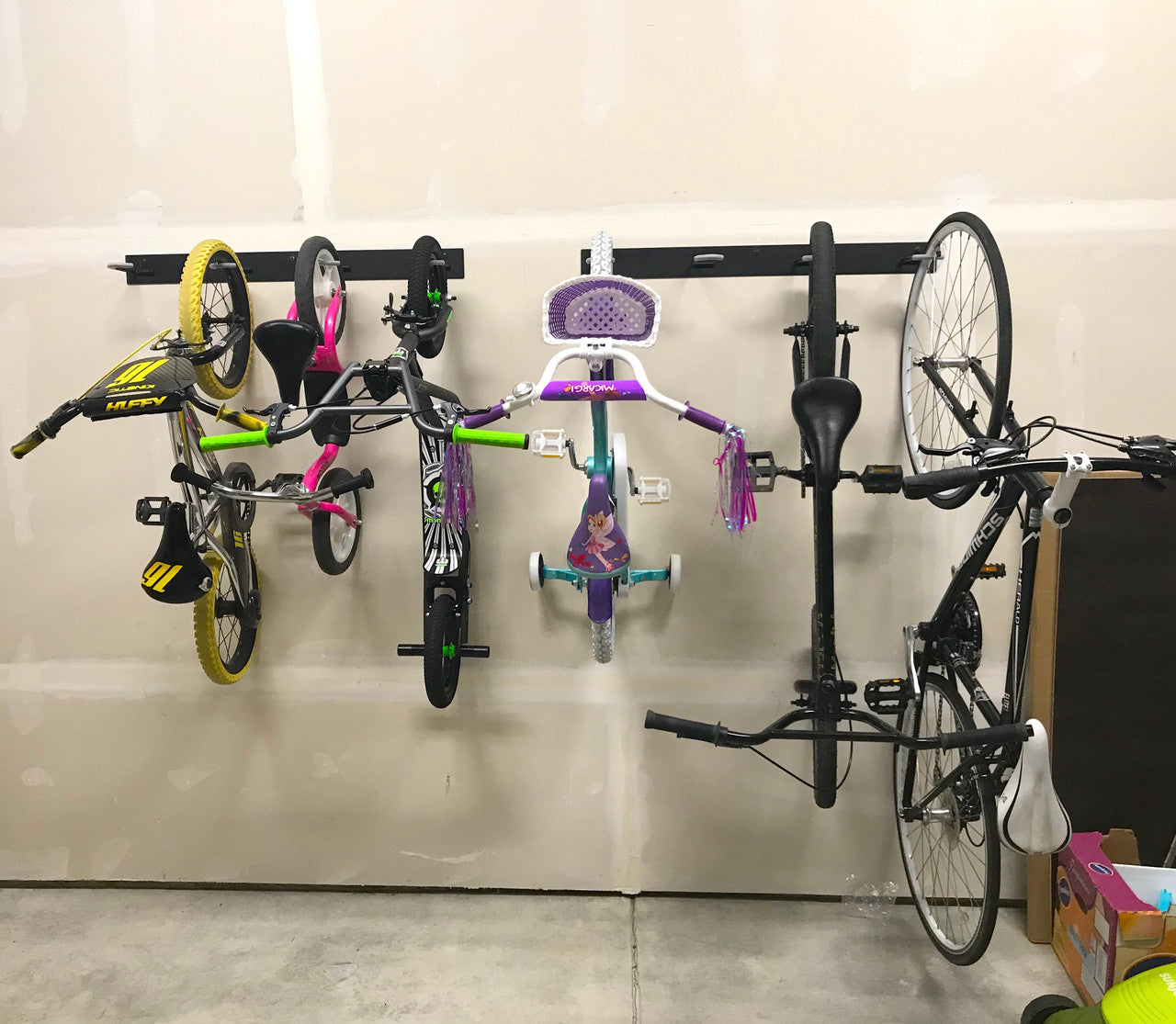 Blackstone Bike Storage Rack | 4 Bikes | Black