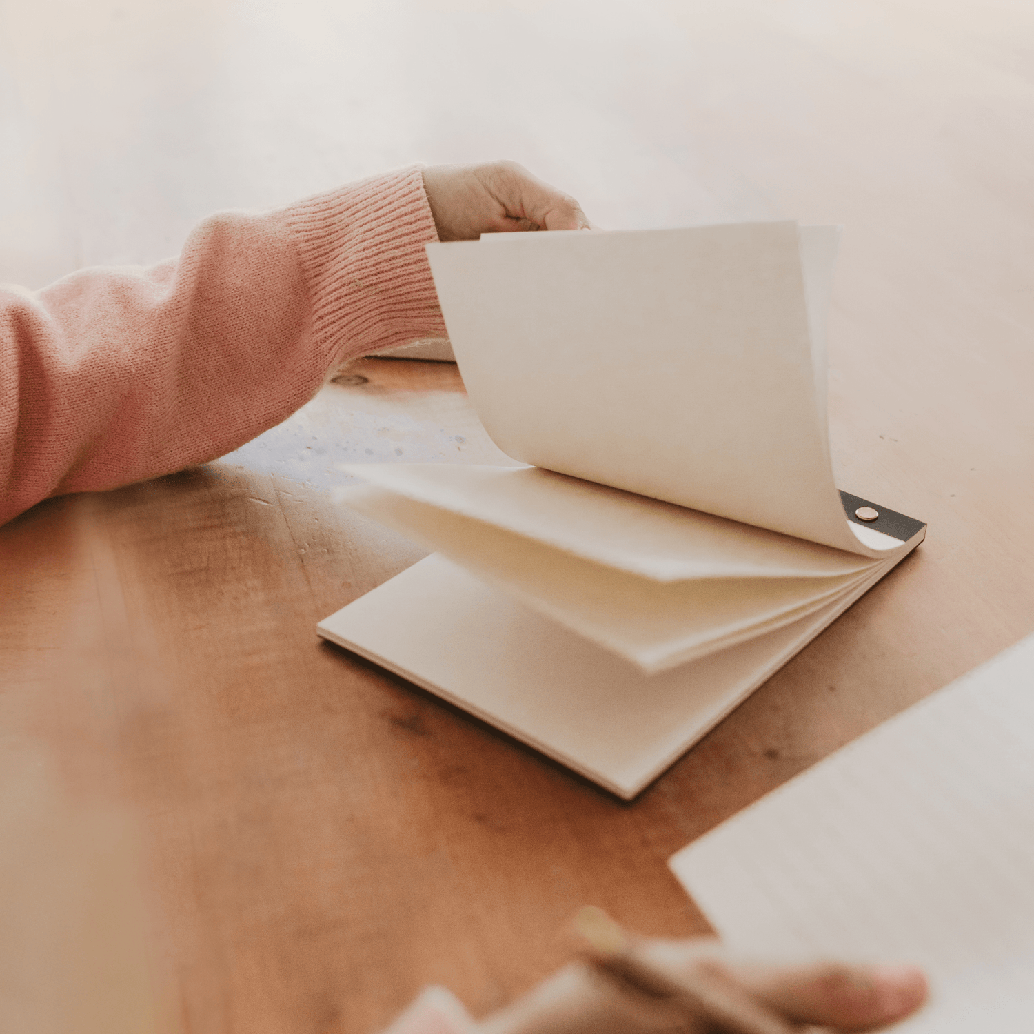 Gold Rivet Basic Notepad