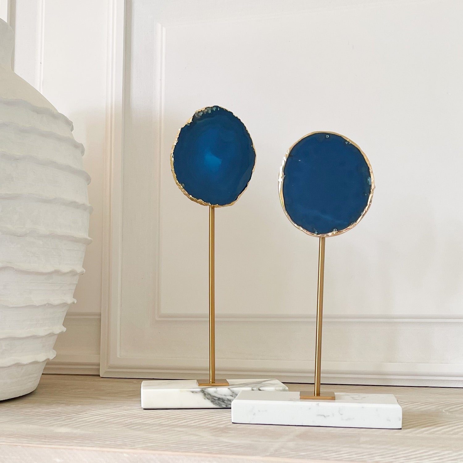 Agate Blue Eye Sculpture