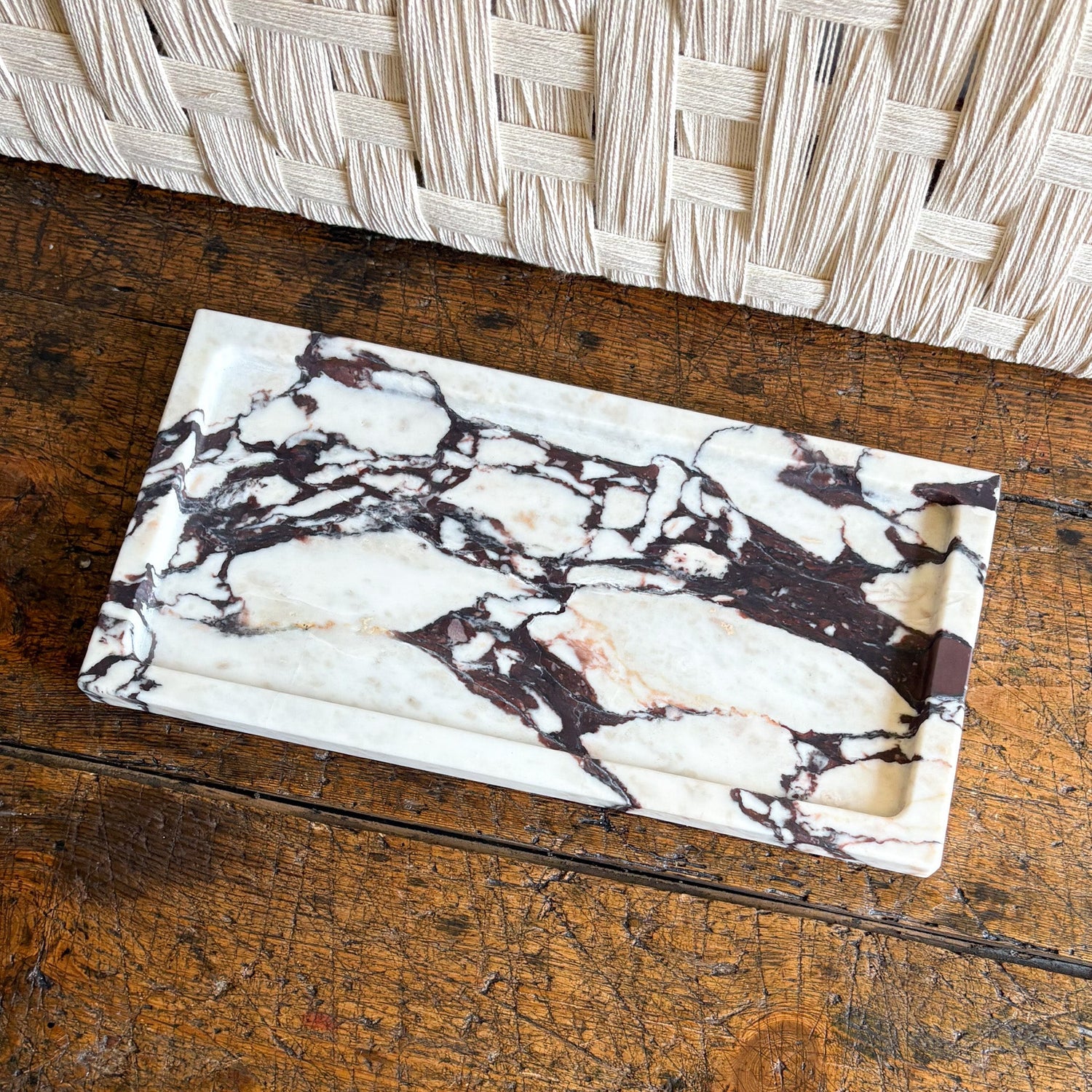 Calacatta Viola Marble Tray
