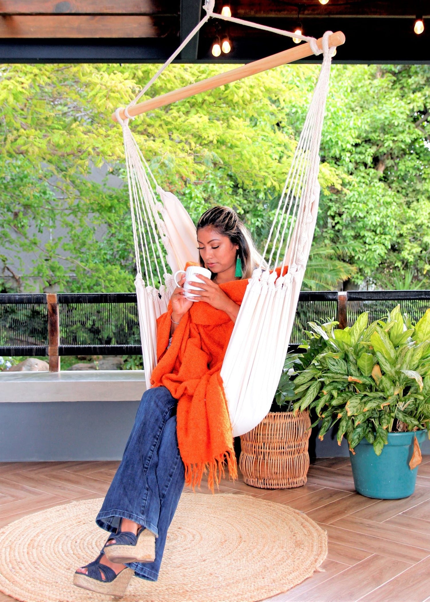 Classic White Hammock Chair Swing