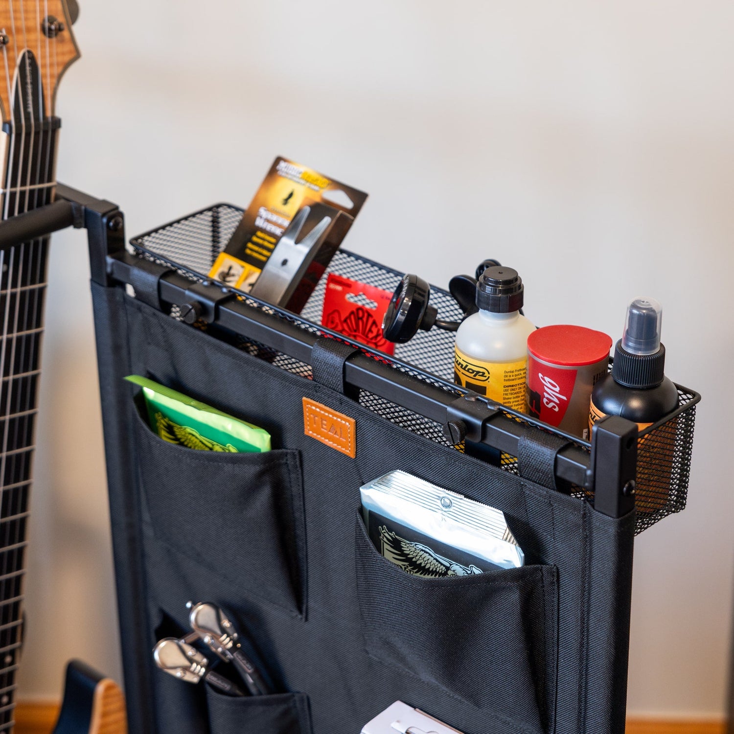 The Opener 5-Slot Guitar Rack | Black